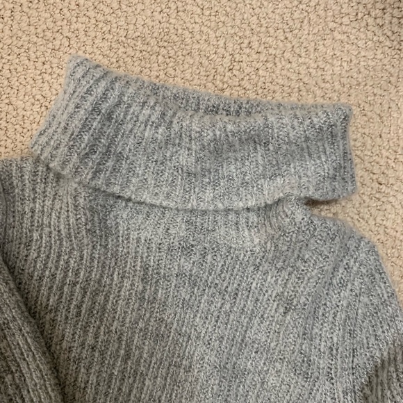 AVAIL AFTER 12/4 Turtle neck / cowl neck sweater - Picture 2 of 7